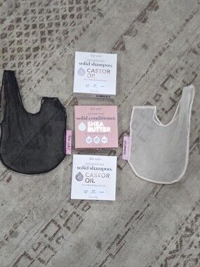 Kitsch Solid Shampoo & Conditioner Trio with Black & Blush Shampoo & Cond Bags